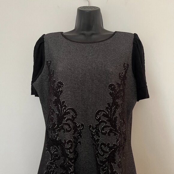 Kollantai Black Short Sleeve Sheath Dress with Tone on Tone Print, Size Large - Picture 4 of 10